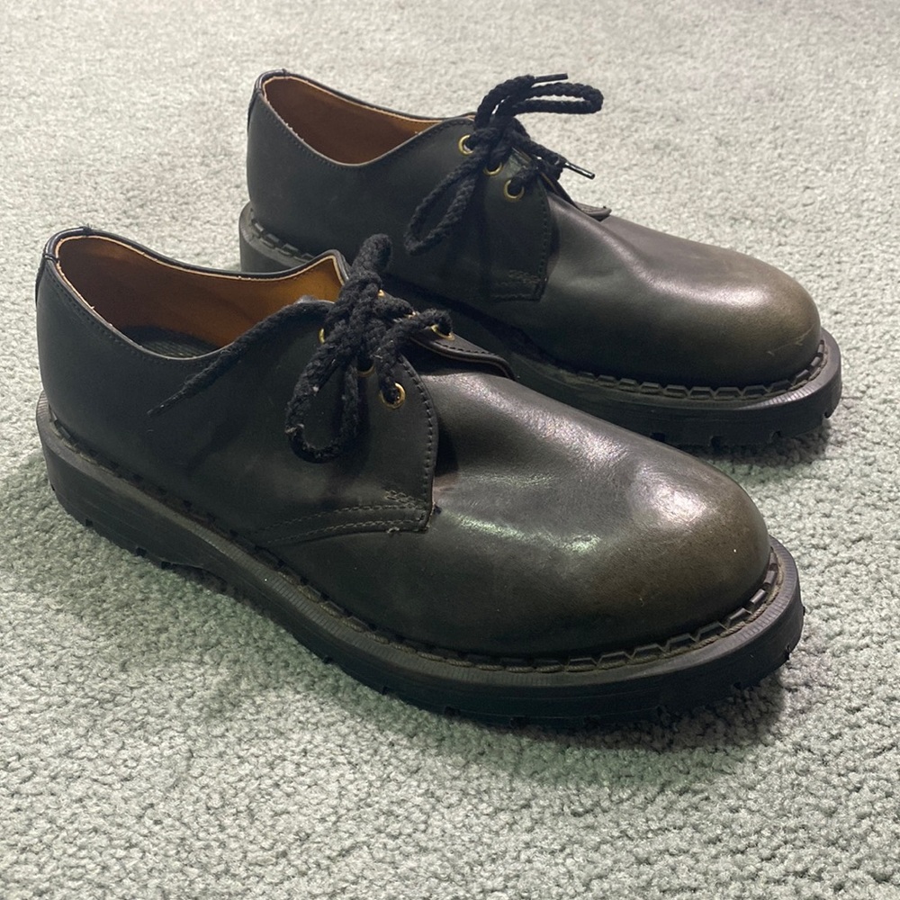 Grinders Made in England doc Marten style lug sole Shoes Mismatched sizes